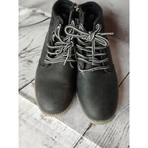 Black DEER STAGS Boys Archer Jr Lug Sole Lace Up Boots Size 1M